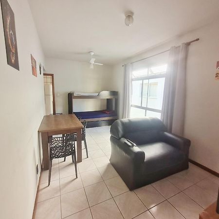 Apartamento Da Musica A 300 Metros Da Areia Da Praia Do Morro, Com 1 Quarto, Garagem, Tv Smart E Wi-Fi Guarapari Kültér fotó